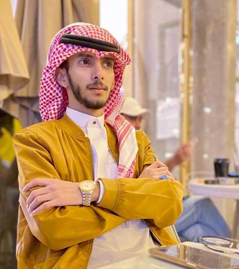 الأستاذ / محمد الحارثي